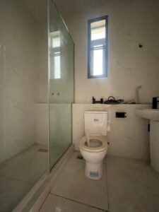 Penthouse Thomas Estate