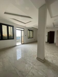 Penthouse Thomas Estate