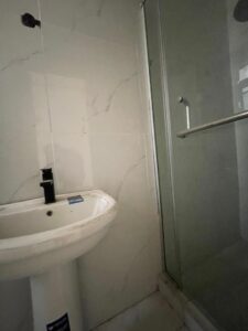 Penthouse Thomas Estate